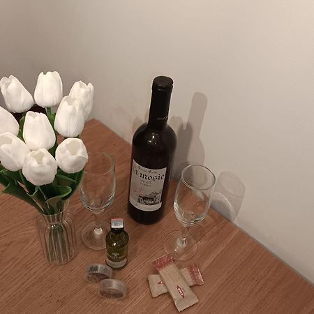 Apartament Regim Hotelier Elis Braszów Zewnętrze zdjęcie